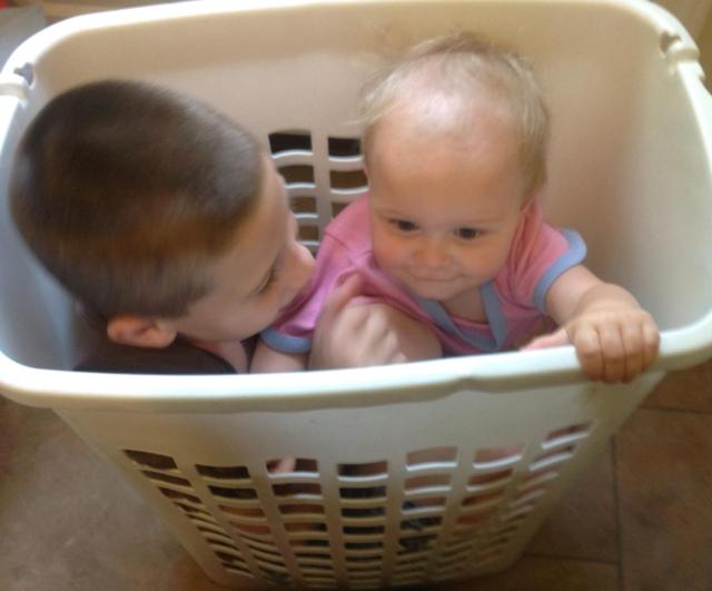 1077294_604836816227220_157143122_o (1)