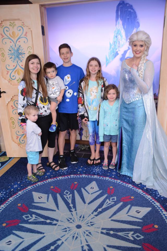 wdw2018034927107023_408494194466_dsnyRes-base_dsnyLoc-reg